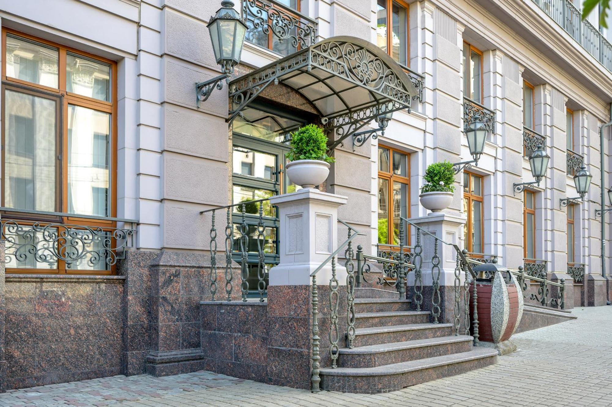 Красивая Квартира В Центре Одессы Odessa Extérieur photo