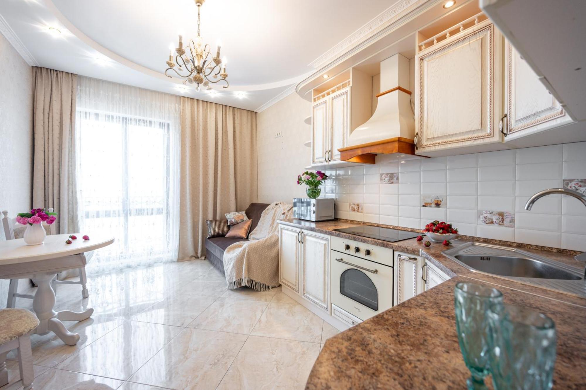 Красивая Квартира В Центре Одессы Odessa Extérieur photo